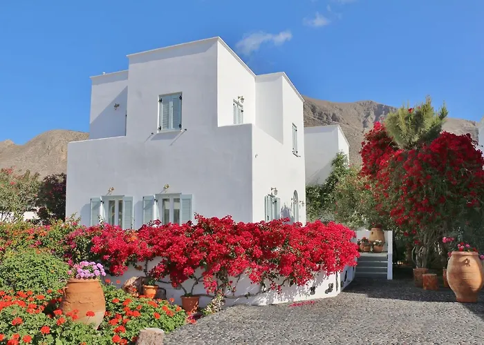 Spiros & Hiroko - Adults Only Hotel