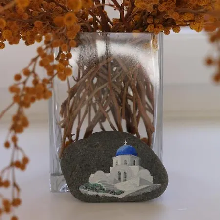 Spiros & Hiroko - Adults Only Perissa (Santorini)