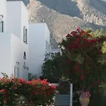 Spiros & Hiroko - Adults Only 2* Περίσσα