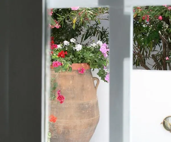 Hotel Spiros & Hiroko - Adults Only Perissa (Santorini)