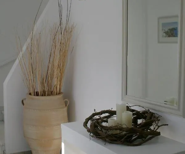 Spiros & Hiroko - Adults Only Hotel 2*