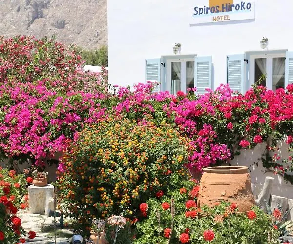 Spiros & Hiroko - Adults Only Otel Perissa (Santorini)