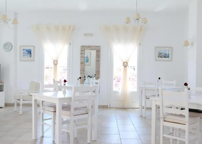 Hotel Spiros & Hiroko - Adults Only 2*