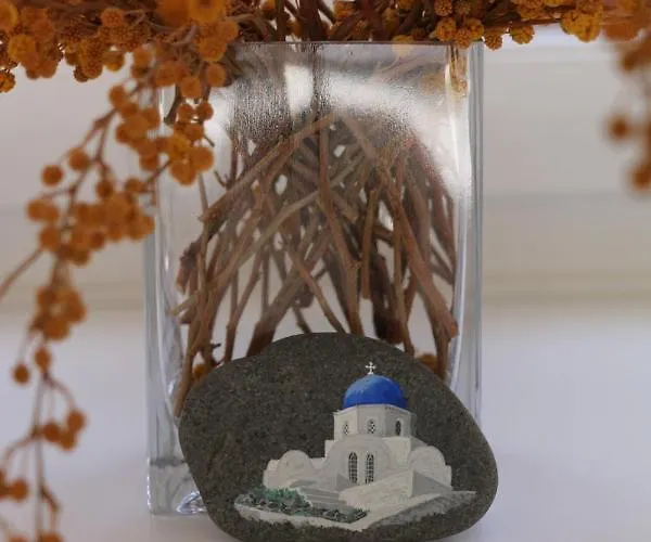 Spiros & Hiroko - Adults Only Perissa (Santorini)